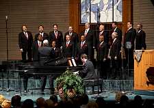 071103_181245_MG_2837_20D_2007_Mens_Chorus_Festival.jpg