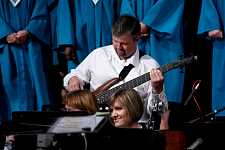 090321_165803_IMG_5508_40D1_2009_Winterfest.jpg